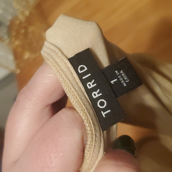 Torrid Dress (Gold, sz 1) - Picture 9 of 9